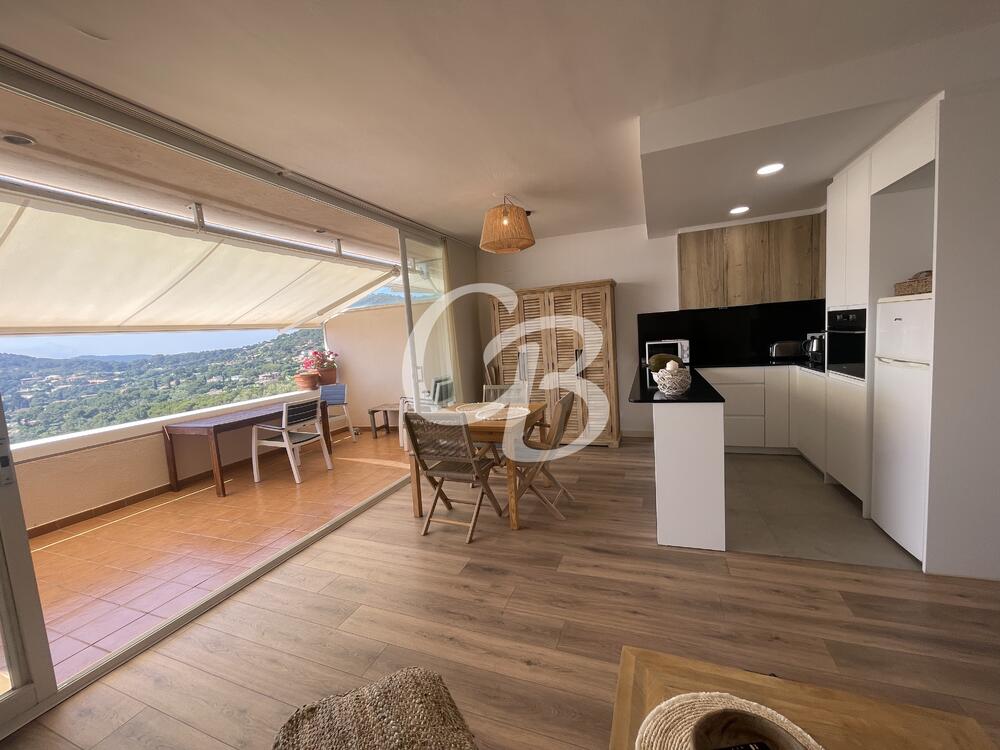 220 PRECIOSO APARTAMENTO CON VISTAS AL MAR Y PISCINA EN AIGUABLAVA Apartamento Aiguablava Begur