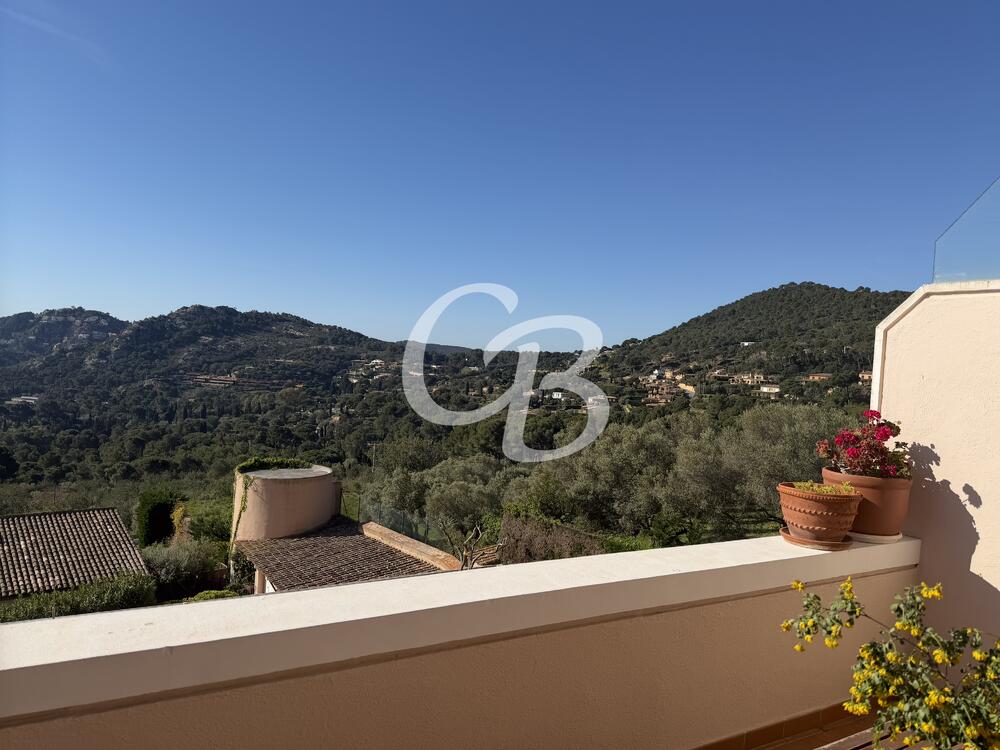 220 PRECIOSO APARTAMENTO CON VISTAS AL MAR Y PISCINA EN AIGUABLAVA Apartamento Aiguablava Begur