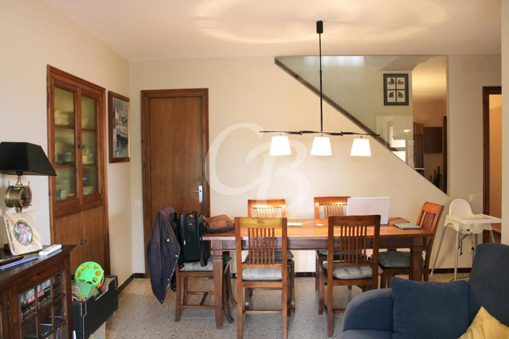 1090 APARTAMENTO DUPLEX EN EL CENTRO DE BEGUR Apartament centre Begur