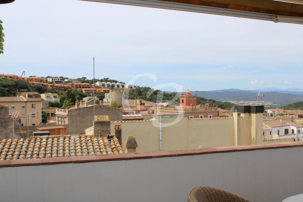 1090 APARTAMENTO DUPLEX EN EL CENTRO DE BEGUR Apartament centre Begur
