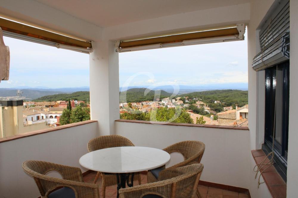1090 APARTAMENTO DUPLEX EN EL CENTRO DE BEGUR Apartament centre Begur