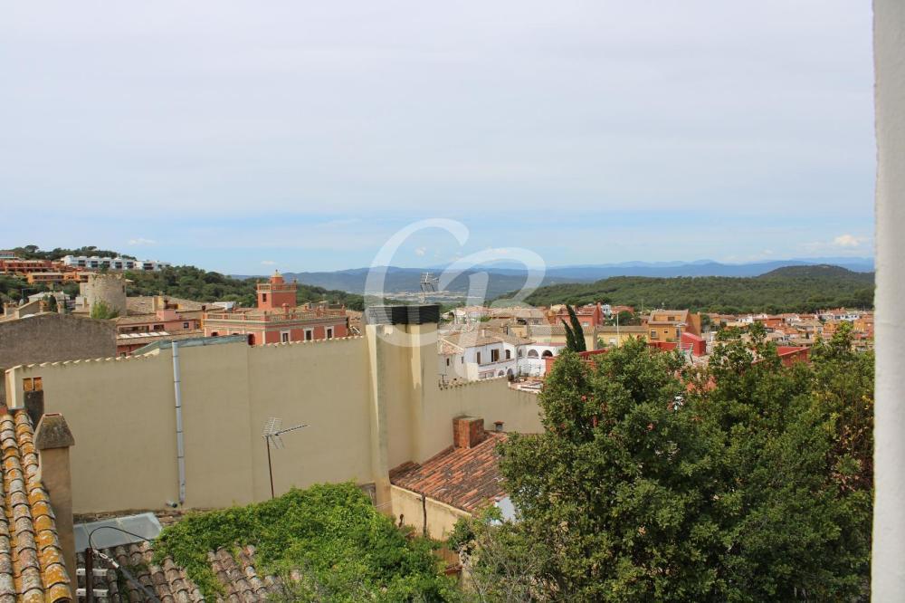 1090 APARTAMENTO DUPLEX EN EL CENTRO DE BEGUR Apartament centre Begur