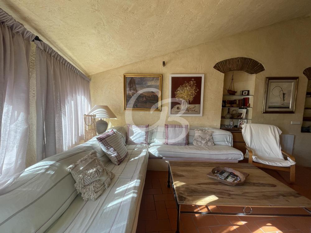 1094 APARTAMENTO DUPLEX CON TERRAZAS SITUADO EN EL CENTRO DE BEGUR Apartamento Centre Begur
