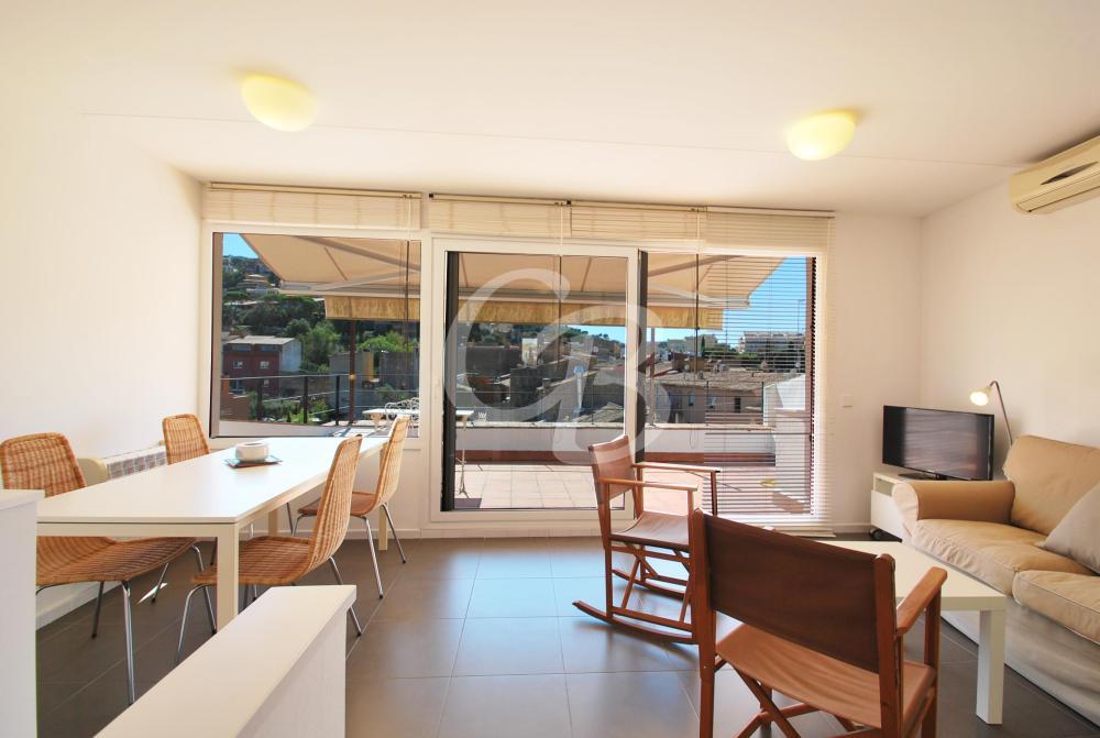 1095 ÀTICO DÚPLEX CON AMPLIA TERRAZA SITUADO EN EL CENTRO DE BEGUR Apartamento Centre Begur