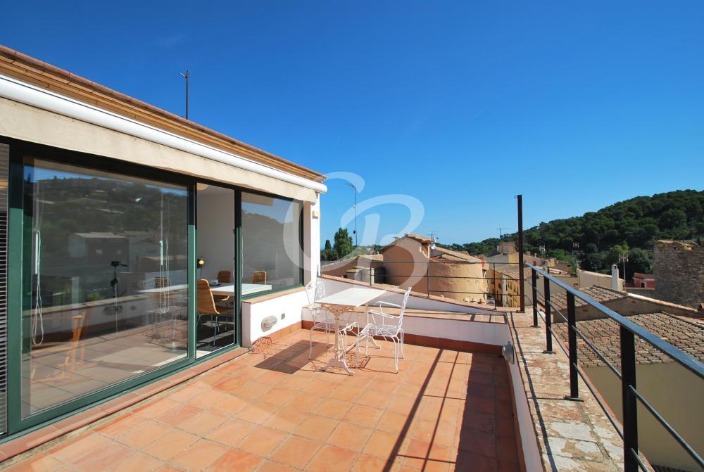 1095 ÀTICO DÚPLEX CON AMPLIA TERRAZA SITUADO EN EL CENTRO DE BEGUR Apartament Centre Begur 1095 ÀTICO DÚPLEX CON AMPLIA TERRAZA SITUADO EN EL CENTRO DE BEGUR Apartament Centre Begur