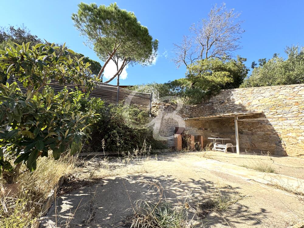2160 BONICA CASA DE POBLE SITUADA AL CENTRE  DE BEGUR AMB  GRAN JARDÍ Casa de pueblo Centre Begur