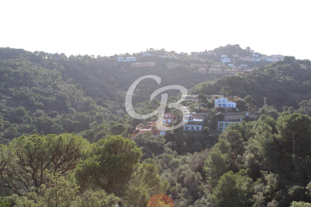 T169 TERRENYS EN VENDA A LA ZONA DE ES VALLS PER A LA CONSTRUCCIÓ DE CASES INDIVIDUALS Terreno Es Valls Begur