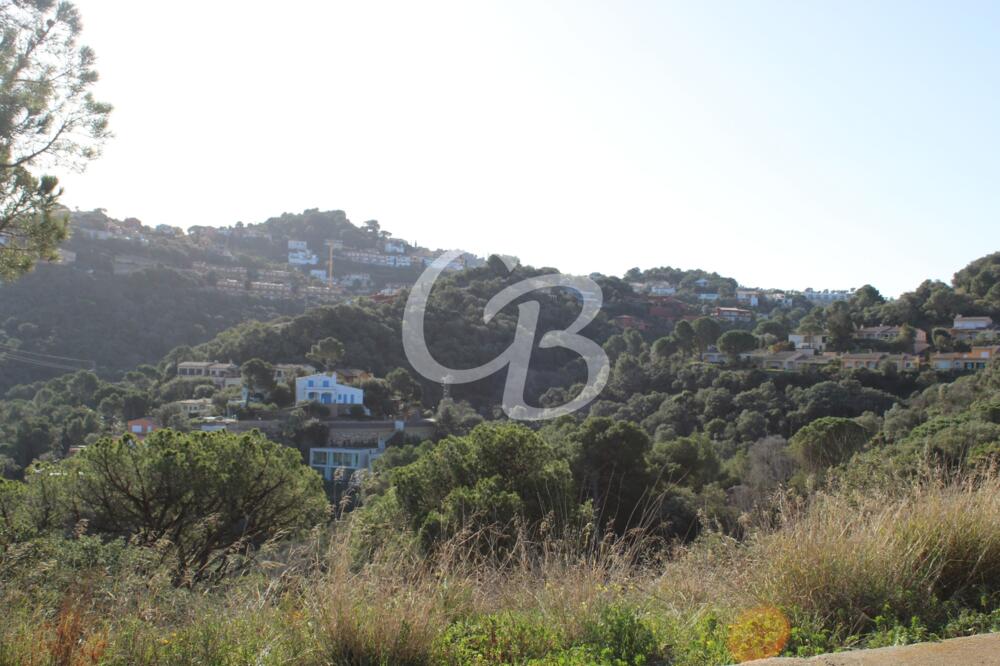 T169 TERRENYS EN VENDA A LA ZONA DE ES VALLS PER A LA CONSTRUCCIÓ DE CASES INDIVIDUALS Terreno Es Valls Begur