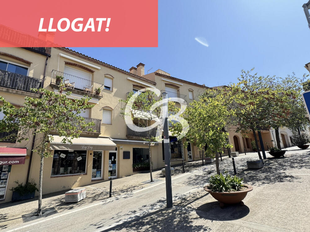172 APARTAMENT EN LLOGUER PER TOT L'ANY AMB VISTES PANORÀMIQUES, PISCINA I PK A BEGUR CENTRE Apartament Centre Begur