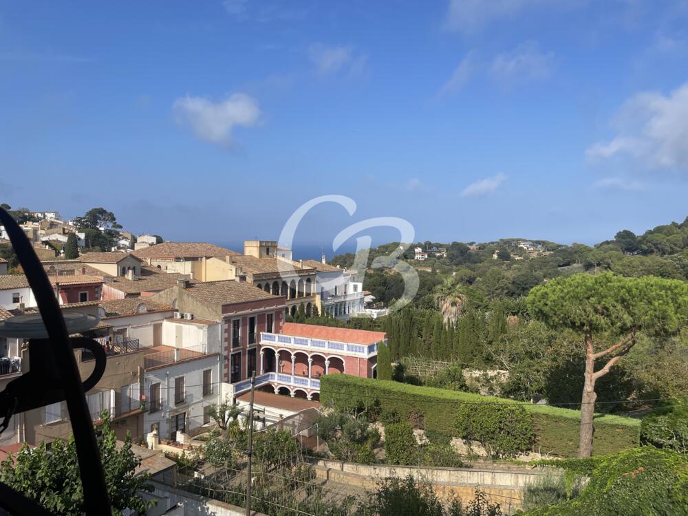 2171 LOCAL COMERCIAL, RESTAURANT I VIVENDA SITUAT AL CENTRE DE BEGUR Espacio comercial Centre Begur