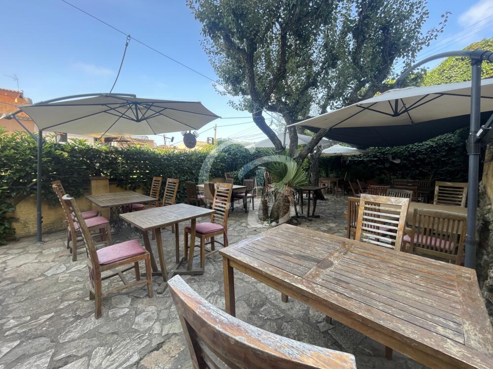 2171 LOCAL COMERCIAL, RESTAURANT I VIVENDA SITUAT AL CENTRE DE BEGUR Espacio comercial Centre Begur