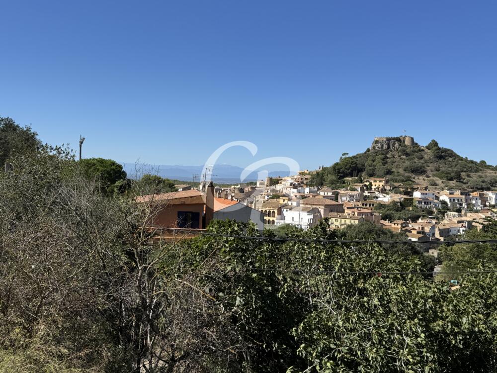 2172 APARTAMENTO SITUADO EN EL CENTRO DE BEGUR CON TERRAZA Y VISTAS AL CASTILLO Apartamento  Begur