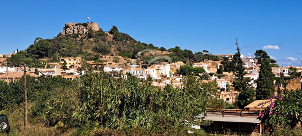 2172 APARTAMENTO SITUADO EN EL CENTRO DE BEGUR CON TERRAZA Y VISTAS AL CASTILLO Apartamento  Begur