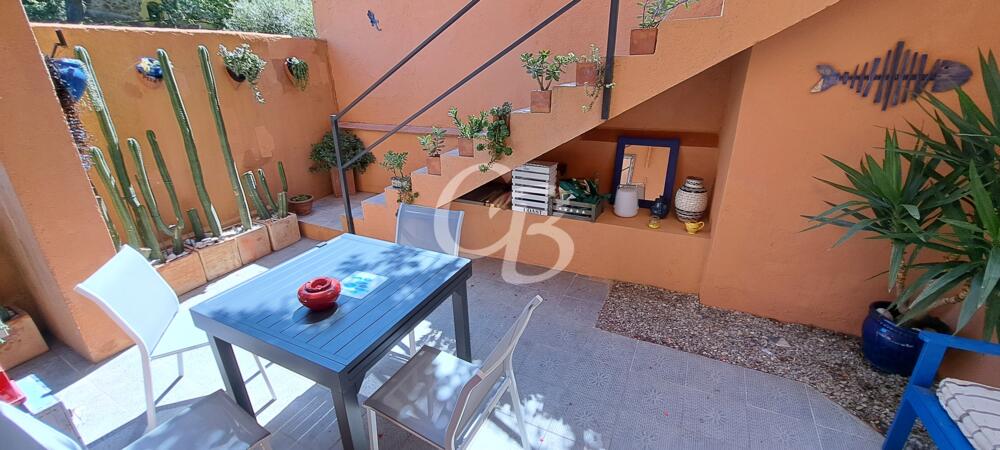 2172 APARTAMENTO SITUADO EN EL CENTRO DE BEGUR CON TERRAZA Y VISTAS AL CASTILLO Apartamento  Begur
