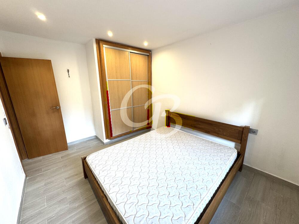 2172 APARTAMENTO SITUADO EN EL CENTRO DE BEGUR CON TERRAZA Y VISTAS AL CASTILLO Apartamento  Begur