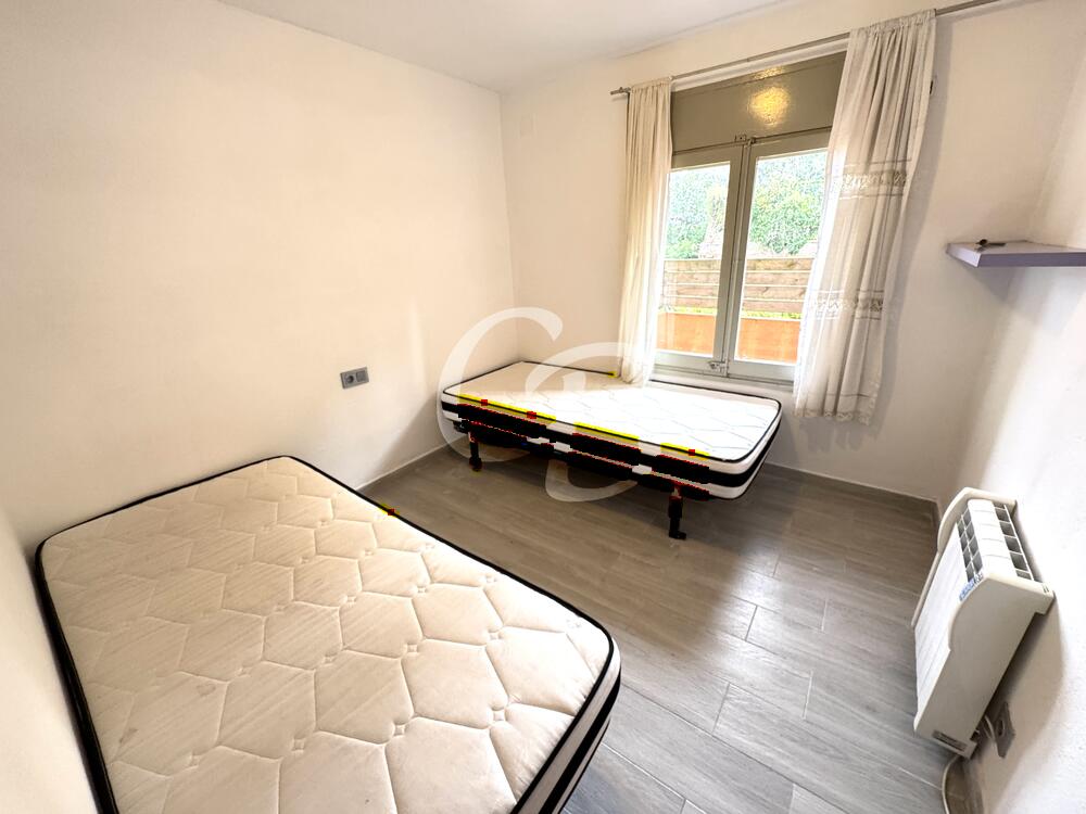 2172 APARTAMENTO SITUADO EN EL CENTRO DE BEGUR CON TERRAZA Y VISTAS AL CASTILLO Apartamento  Begur