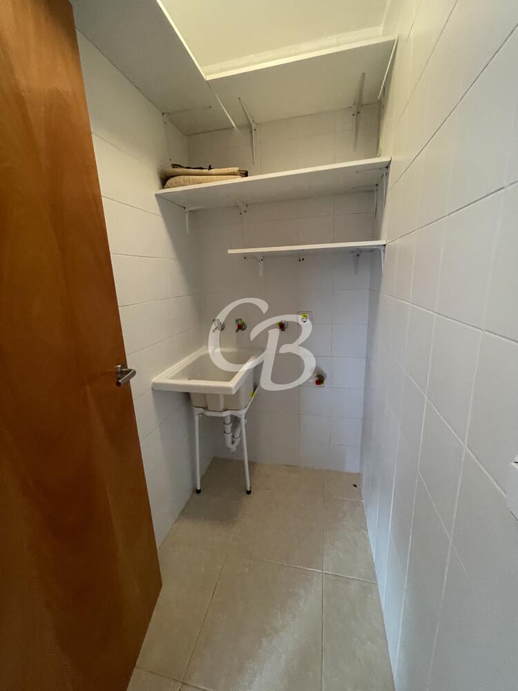 2173 APARTAMENT BEN SITUAT A PALAFRUGELL APROP DEL CAP AMB GRAN TERRASSA, ASCENSOR I PÀRQUING Apartamento CAP Palafrugell