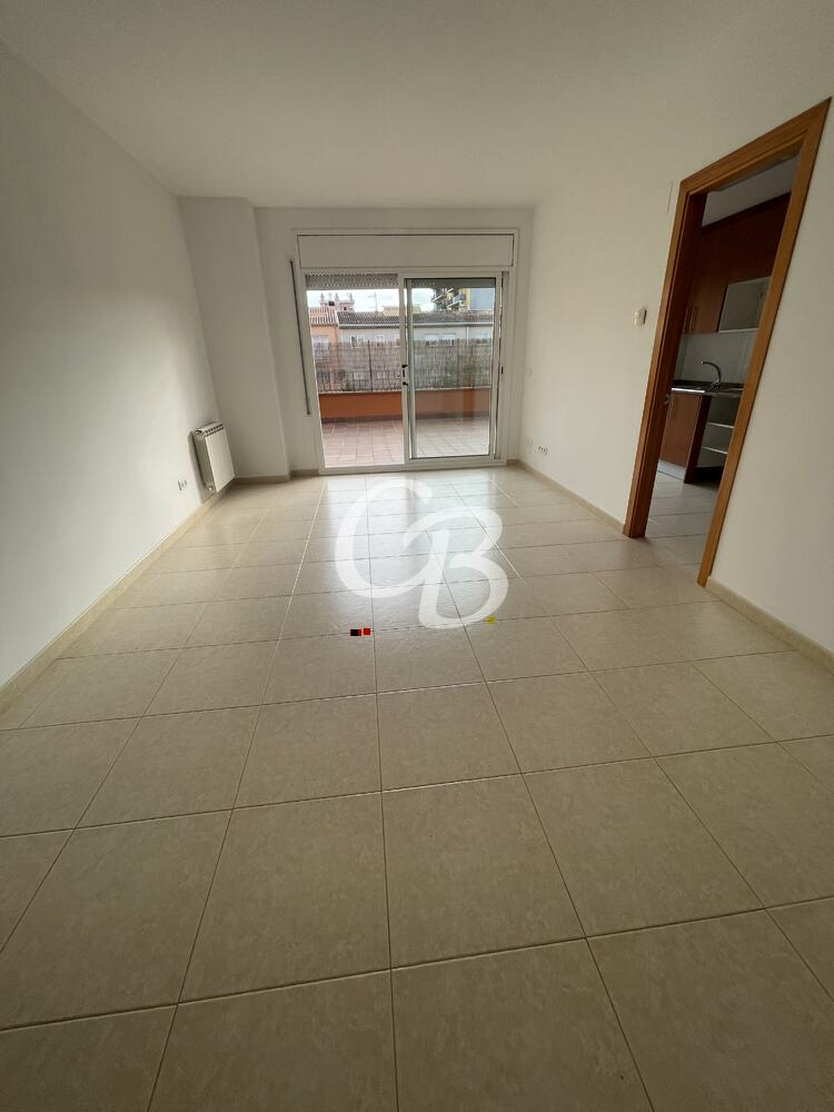 2173 APARTAMENT BEN SITUAT A PALAFRUGELL APROP DEL CAP AMB GRAN TERRASSA, ASCENSOR I PÀRQUING Apartamento CAP Palafrugell