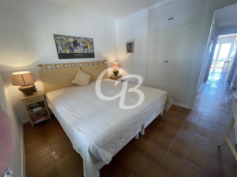 2185 APARTAMENT AMB VISTES AL MAR I ÀMPLIA TERRASSA A PALS Apartamento Platja de Pals Pals
