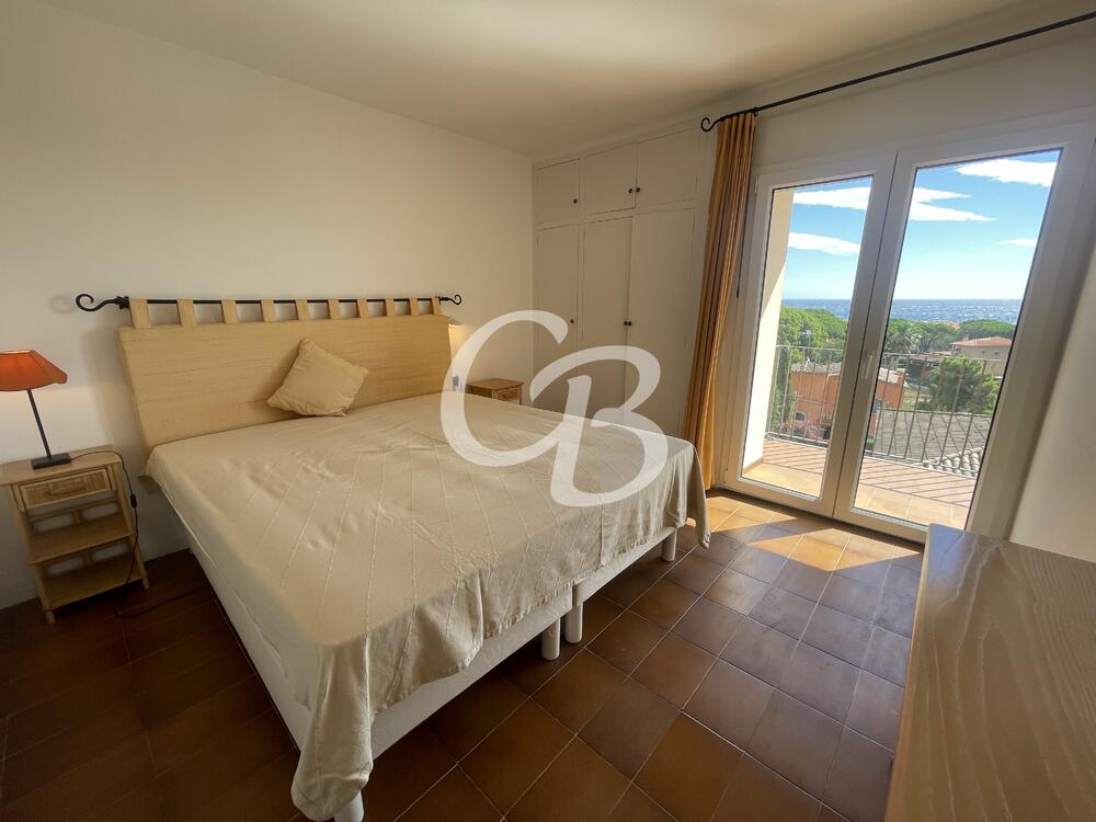 2185 APARTAMENT AMB VISTES AL MAR I ÀMPLIA TERRASSA A PALS Apartamento Platja de Pals Pals