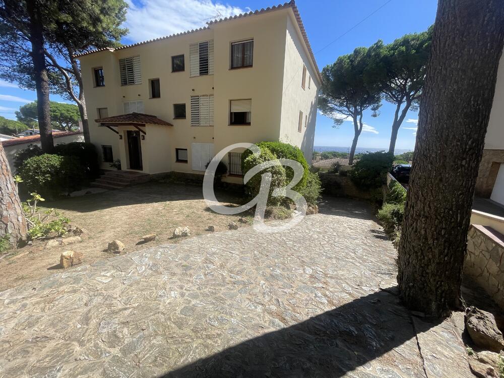 2185 APARTAMENT AMB VISTES AL MAR I ÀMPLIA TERRASSA A PALS Apartamento Platja de Pals Pals