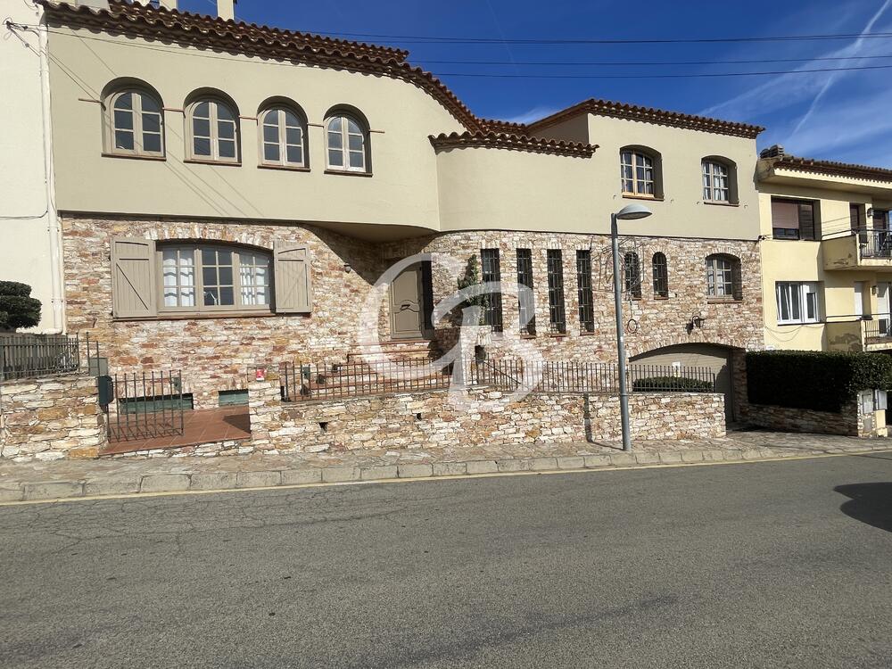 A2148 CASA DE POBLE A BEGUR Casa de pueblo  Begur