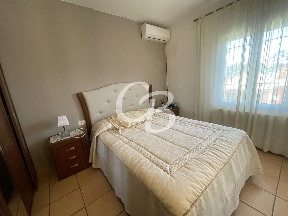 1105 APARTAMENT AMB AMPLI JARDÍ I GARATGE SITUAT A BEGUR AMB VISTES AL CASTELL DE BEGUR Piso Sa Fontansa Begur
