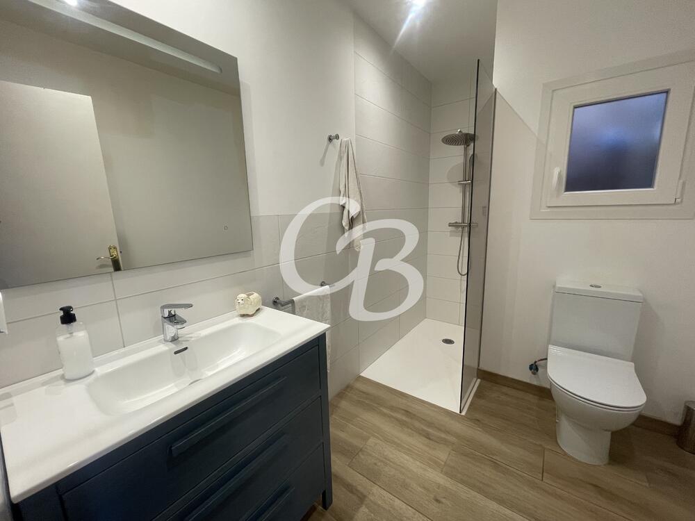 1105 APARTAMENT AMB AMPLI JARDÍ I GARATGE SITUAT A BEGUR AMB VISTES AL CASTELL DE BEGUR Piso Sa Fontansa Begur