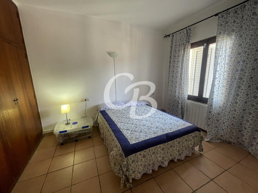 1105 APARTAMENT AMB AMPLI JARDÍ I GARATGE SITUAT A BEGUR AMB VISTES AL CASTELL DE BEGUR Piso Sa Fontansa Begur