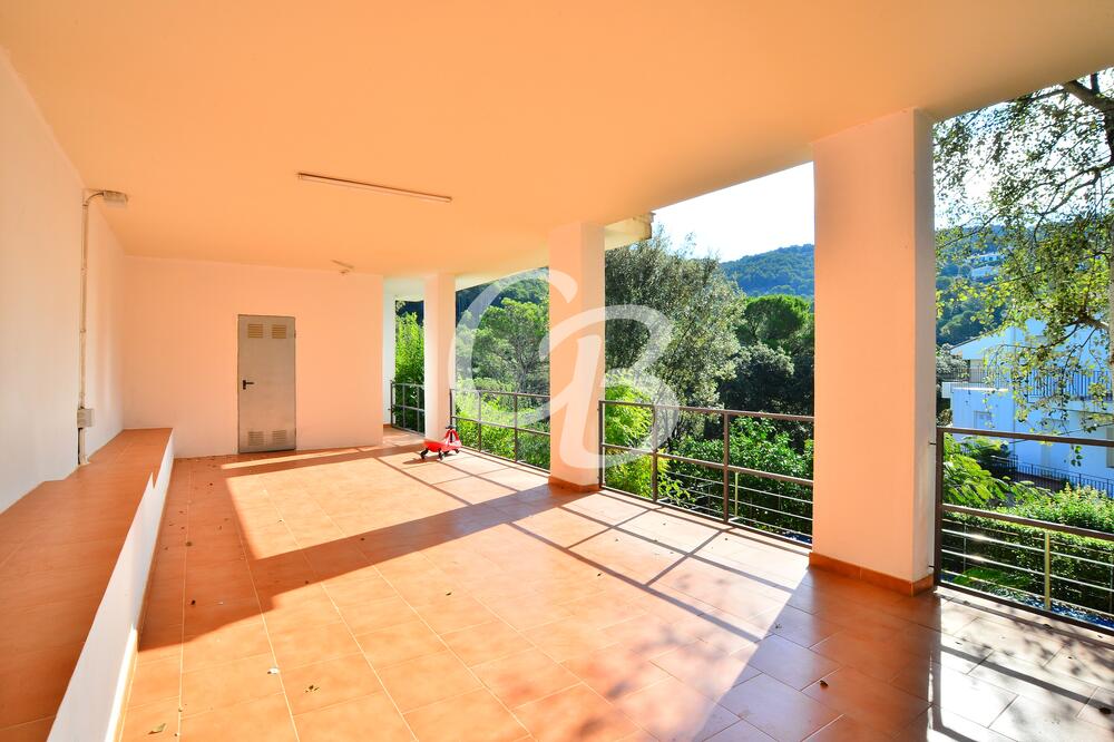 2194 CASA INDIVIDUAL AMB PISCINA PRIVADA A SA RIERA Casa aislada / Villa Sa Riera Begur