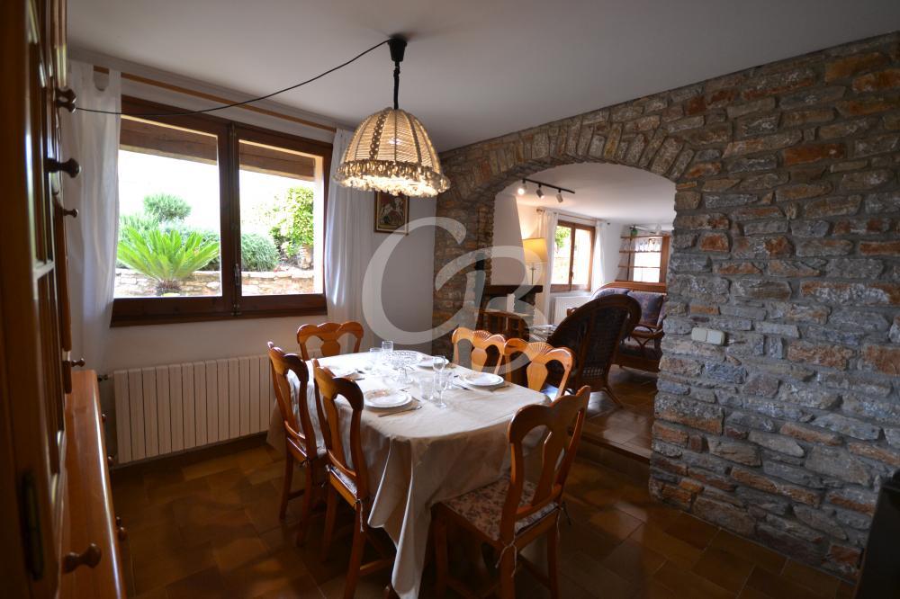 101 APARTAMENTO CENTRICO Y CONFORTABLE DE ALQUILER EN BEGUR Apartament Centre Begur