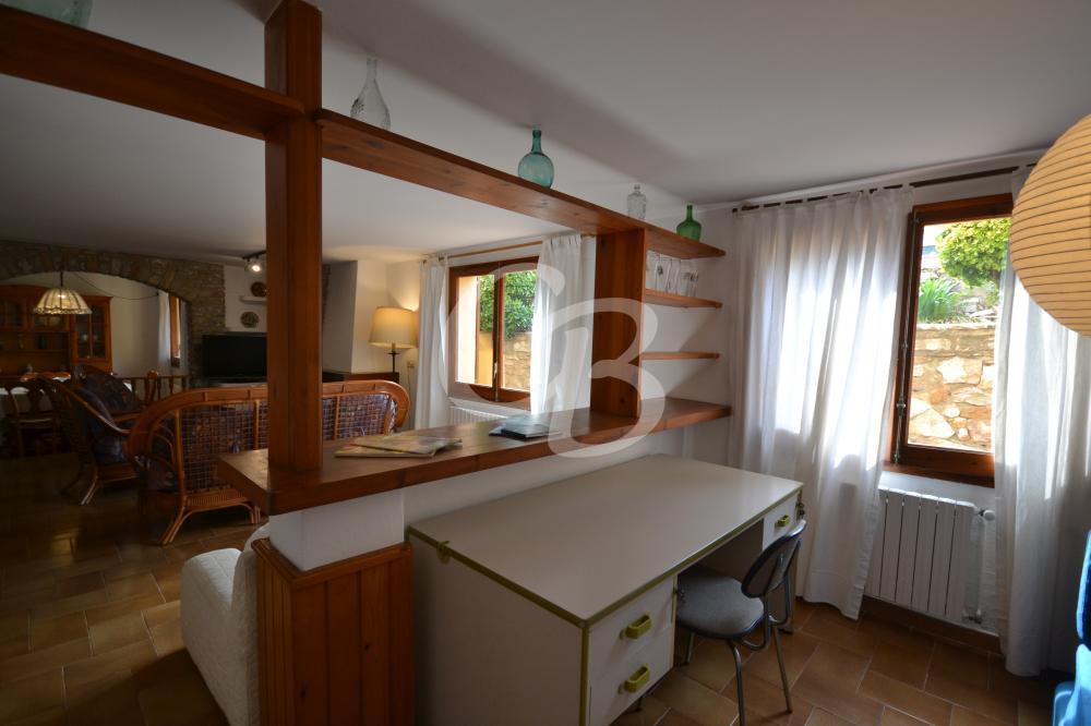 101 APARTAMENTO CENTRICO Y CONFORTABLE DE ALQUILER EN BEGUR Apartament Centre Begur
