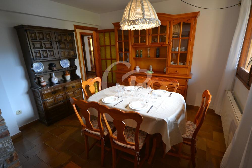 101 APARTAMENTO CENTRICO Y CONFORTABLE DE ALQUILER EN BEGUR Apartament Centre Begur