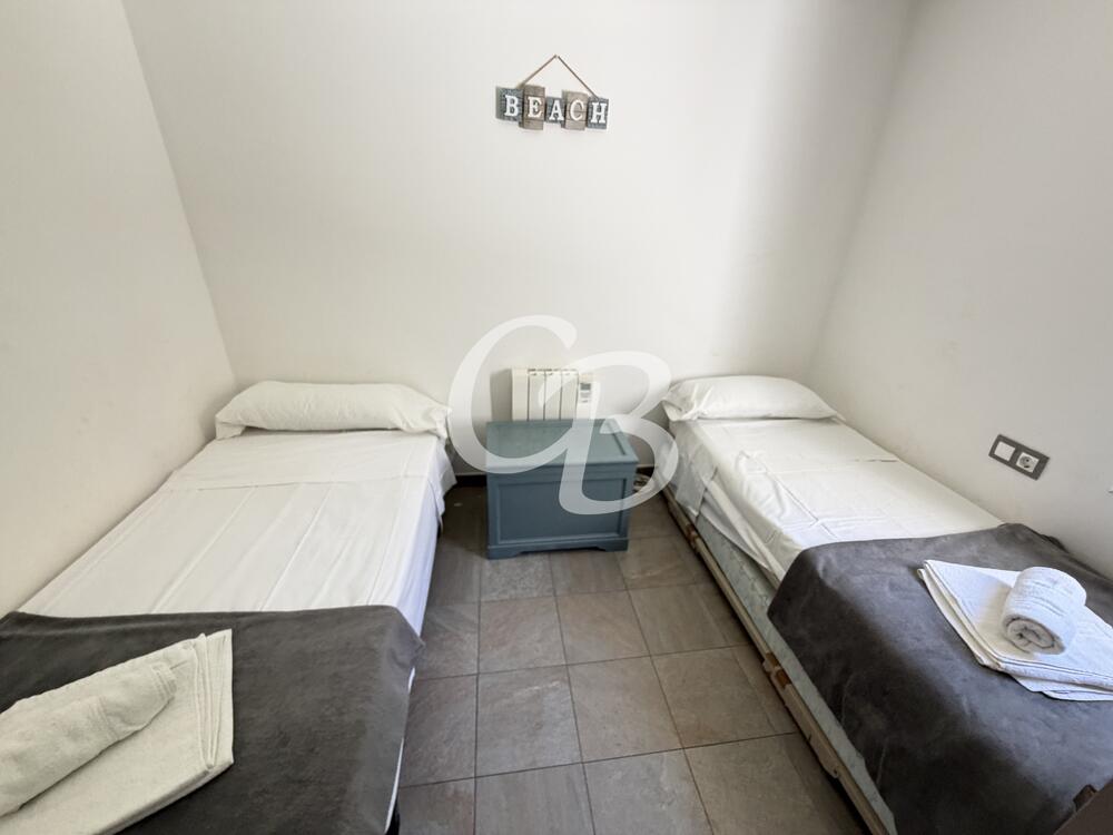 306 APARTAMENTO  CON ESPECTACULAR PISCINA EN LA BORNA Apartamento La Borna Begur
