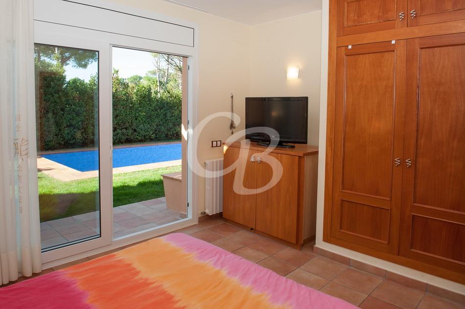 2072 CASA INDIVIDUAL CON PISCINA EN RESIDENCIAL BEGUR Casa aislada Residencial Begur Begur