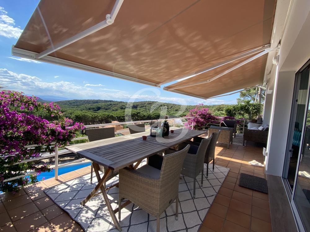 146 FANTASTICA CASA CON PISCINA CERCA DEL CENTRO Casa aïllada / Villa Begur Begur