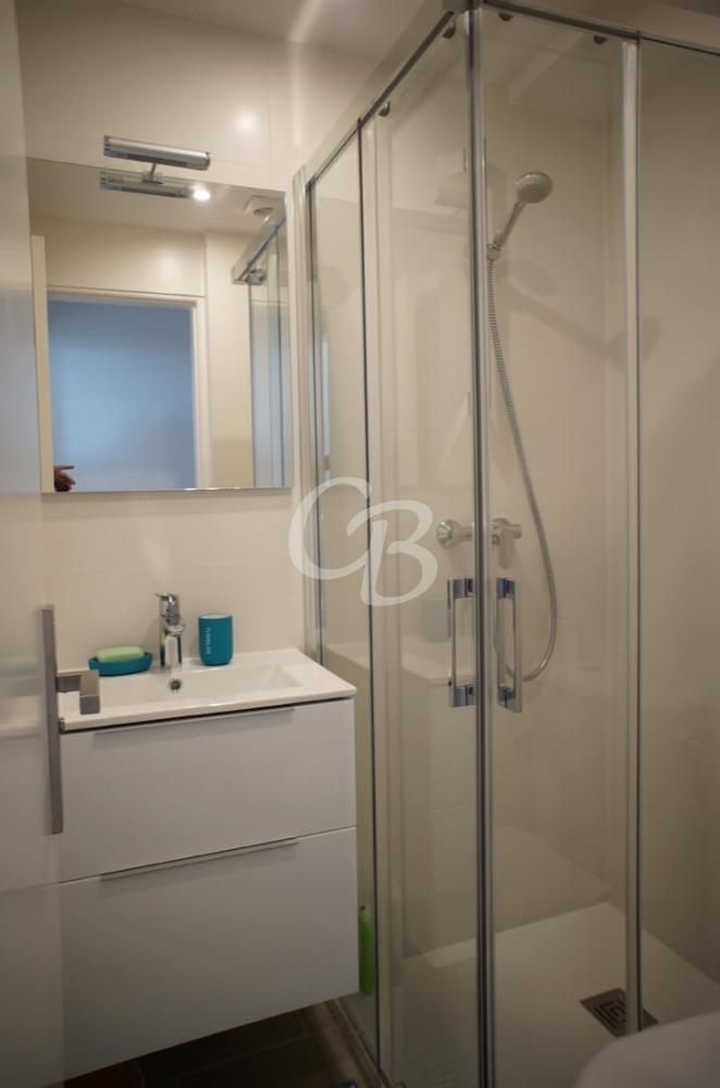 213 Apartament de lloguer en Aiguablava. Capacitat 6 persones. Vistes al mar. Pàrquing.