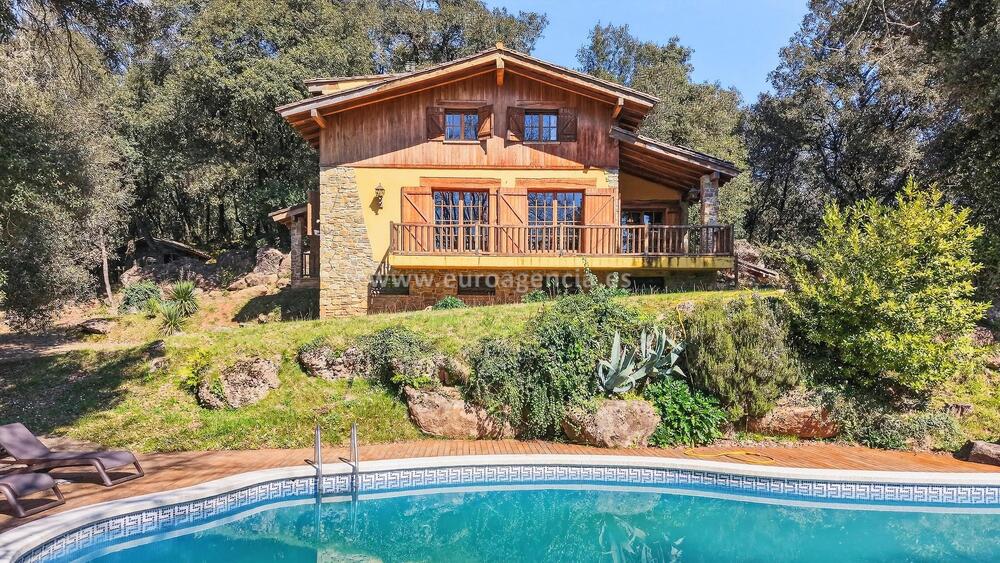 704 LA VALL DE BIANYA Casa aislada / Villa Vall de Bianya (La) 704 LA VALL DE BIANYA Casa aislada / Villa Vall de Bianya (La)