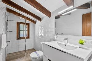 704 LA VALL DE BIANYA Casa aislada / Villa  Vall de Bianya (La)