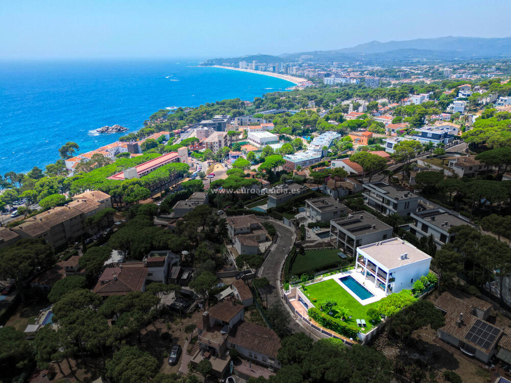 204-4 VILLA AMB VISTES AL MAR A TREUMAL Casa aislada / Villa Sant Antoni de Calonge 204-4 VILLA AMB VISTES AL MAR A TREUMAL Casa aislada / Villa Sant Antoni de Calonge