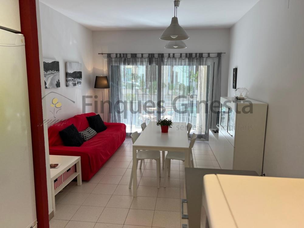 340 Apart. Cesarea 15 bjs. Apartamento  Llafranc